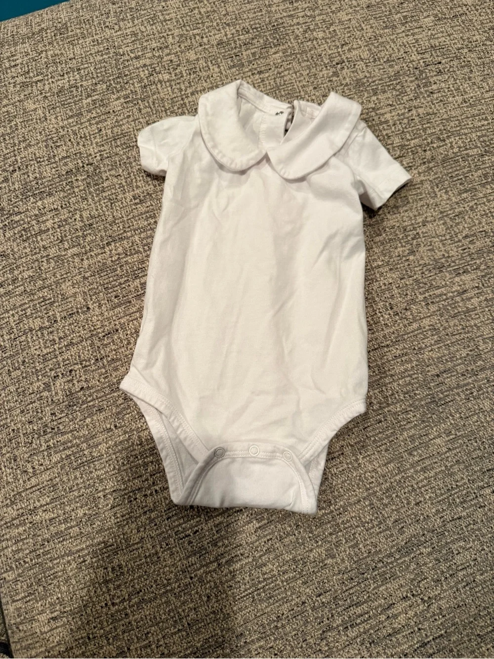 Pureborn Baby White Peter Pan Collar Bodysuit 9-12 Months Classic Unisex